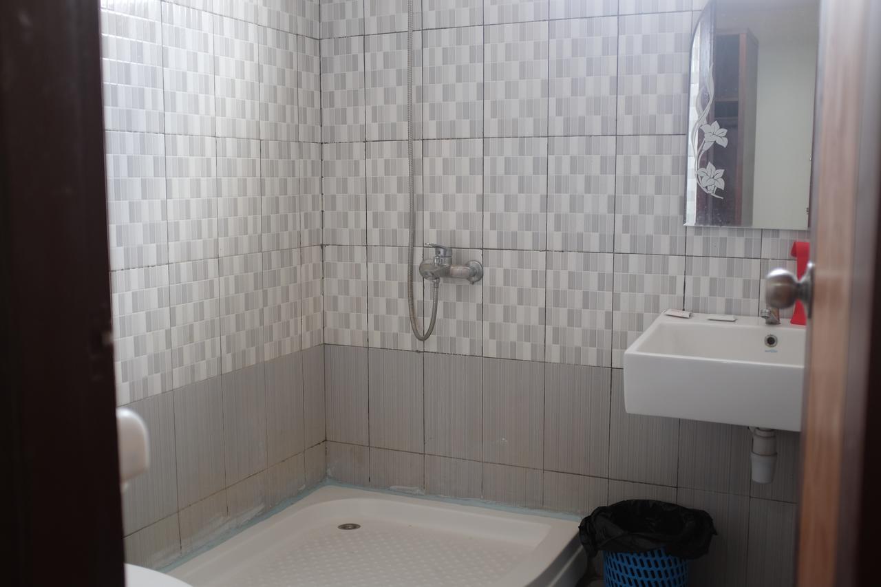 RedDoorz Plus near Senen Dżakarta Zewnętrze zdjęcie