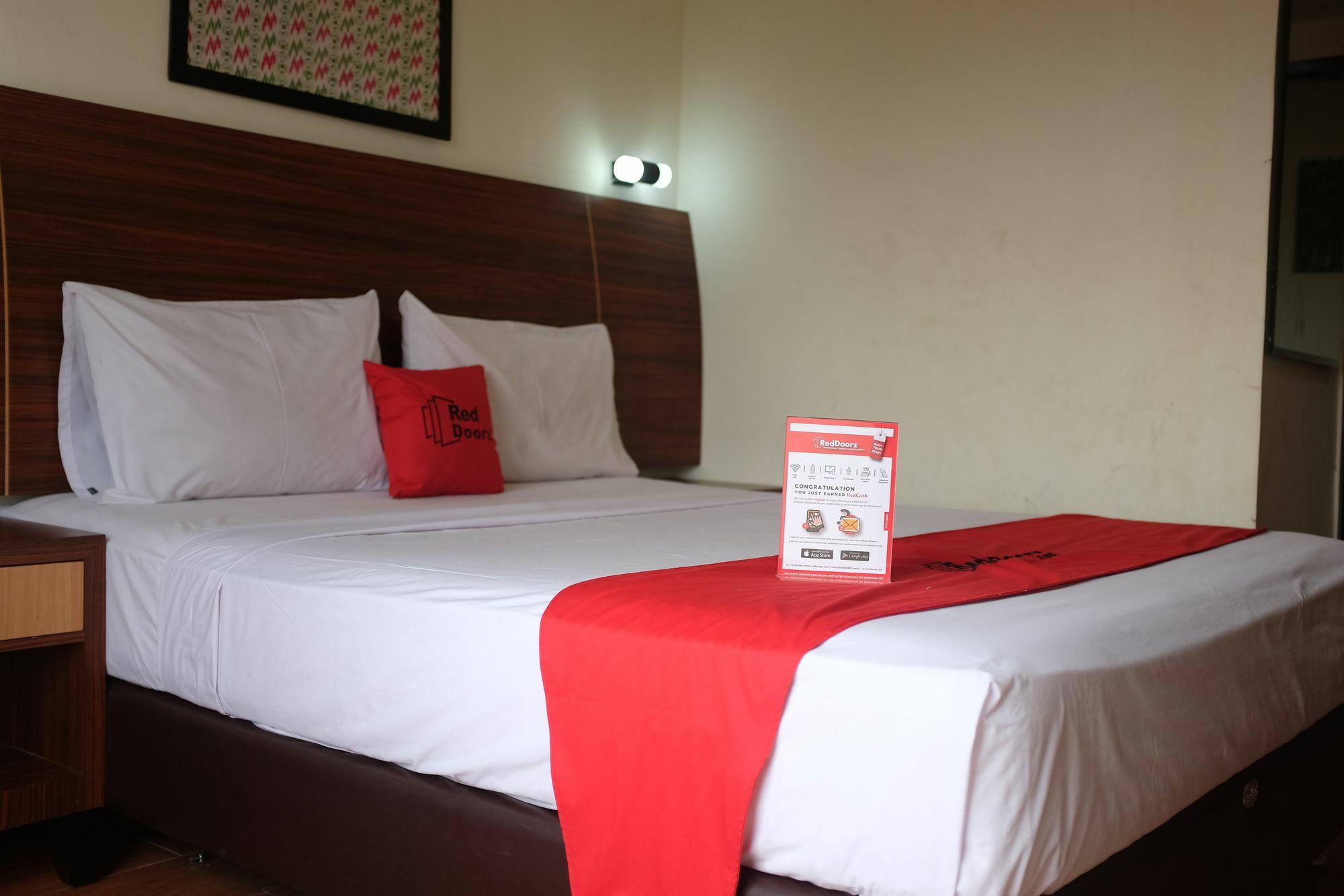 RedDoorz Plus near Senen Dżakarta Zewnętrze zdjęcie